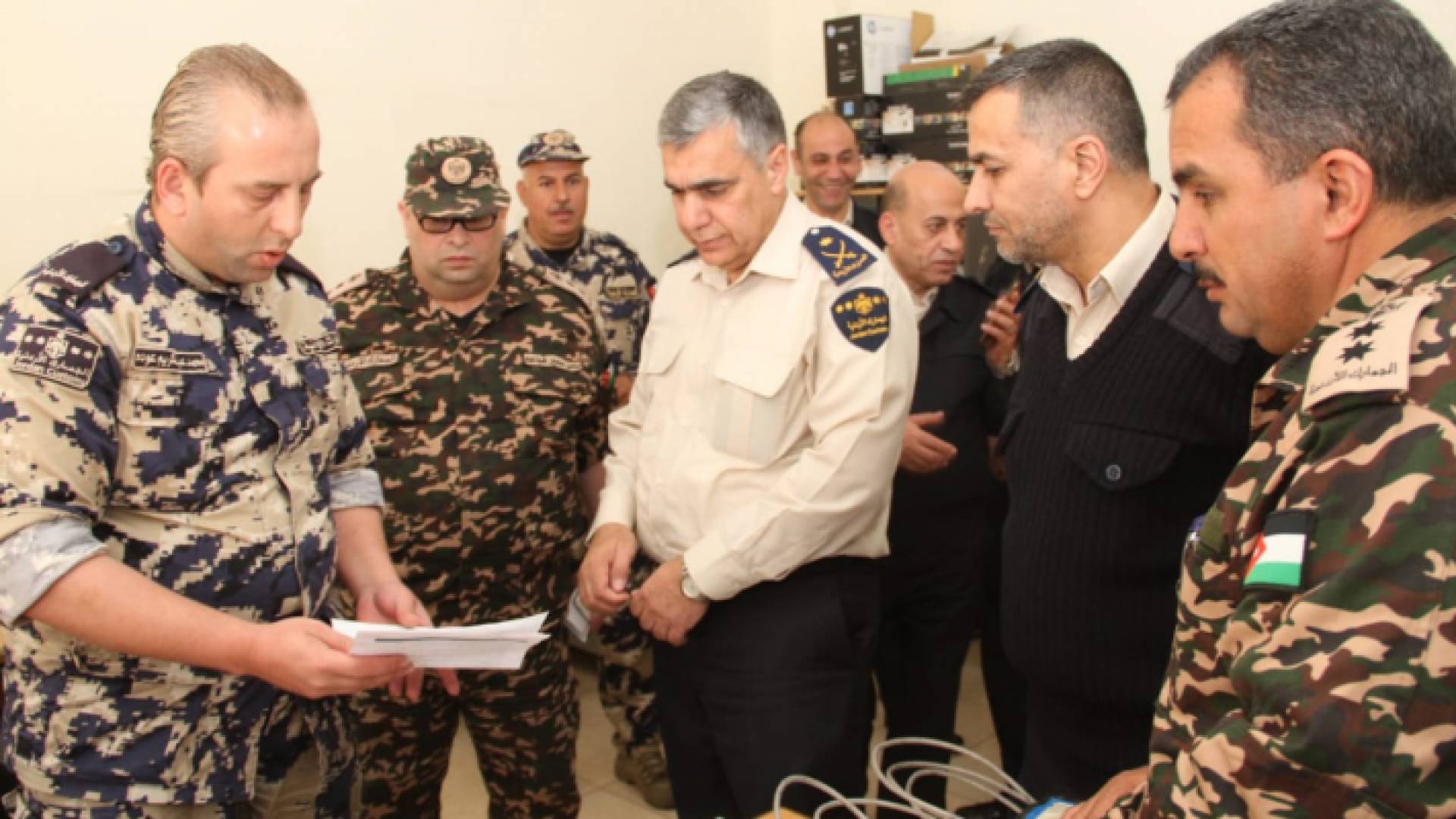 مدير عام الجمارك يتفقد مركزي جمرك المدورة والعقبة