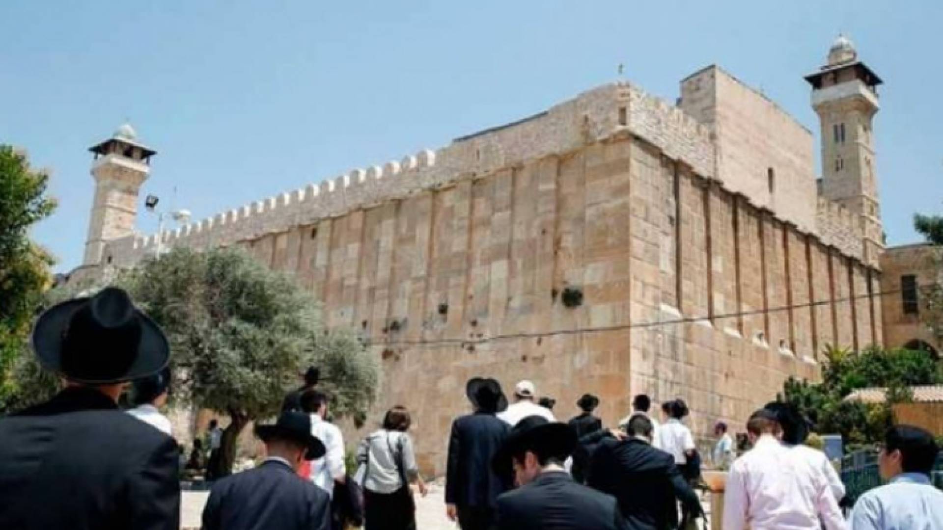 يأتي الاقتحام بسبب الاعياد اليهودية