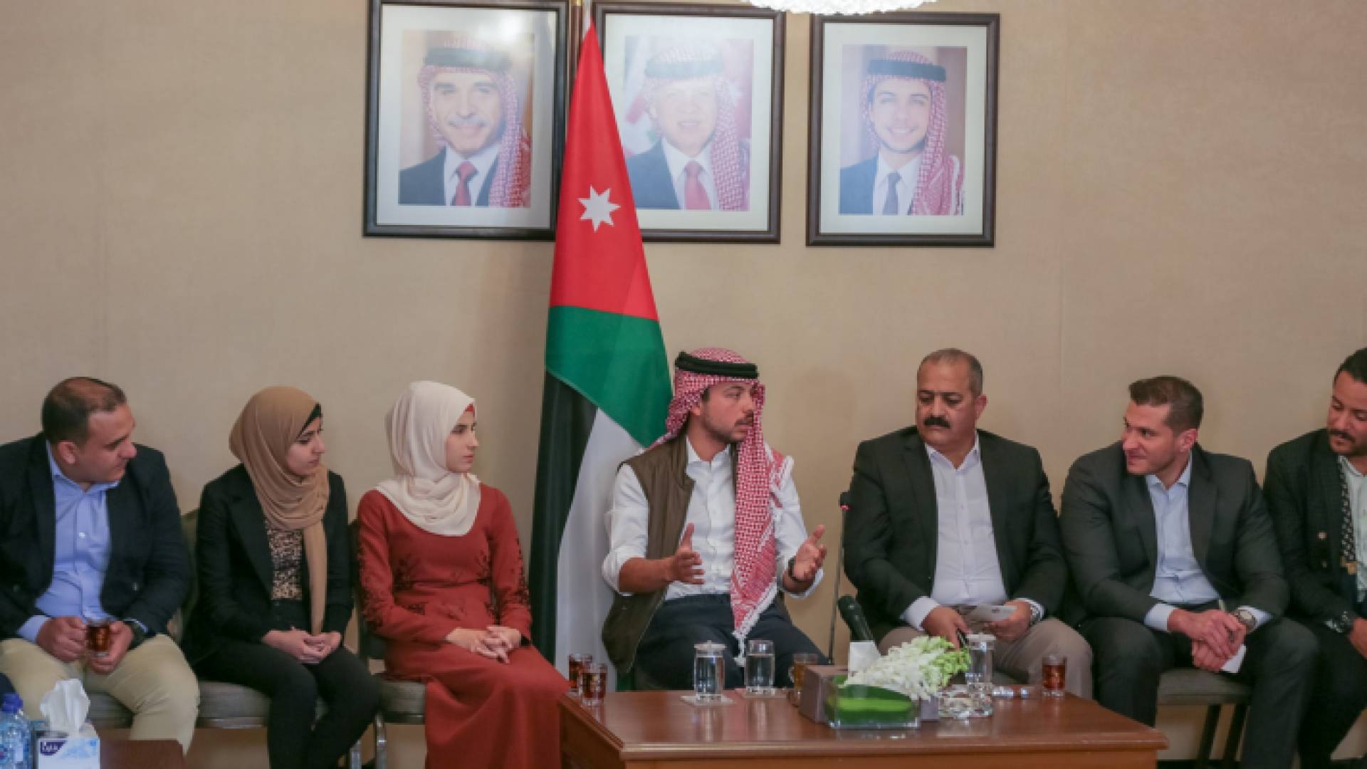 خلال اللقاء