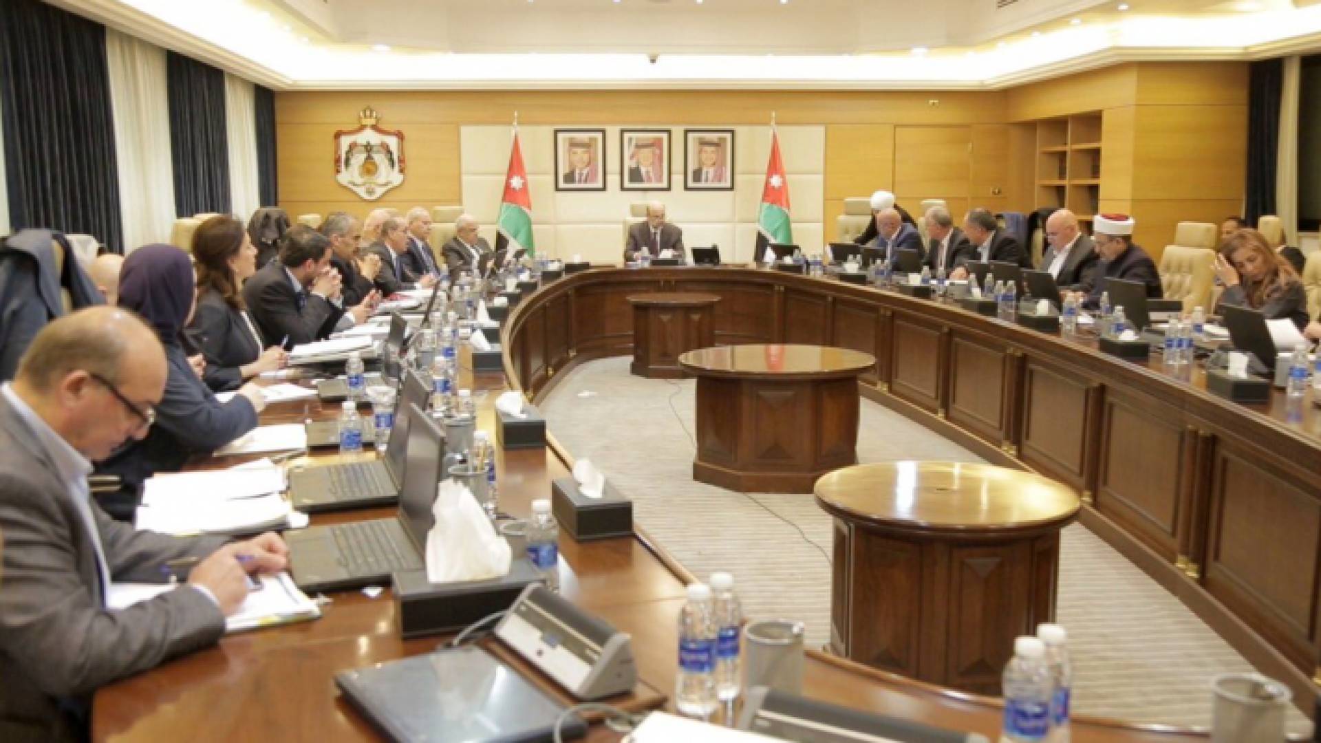 مجلس الوزراء