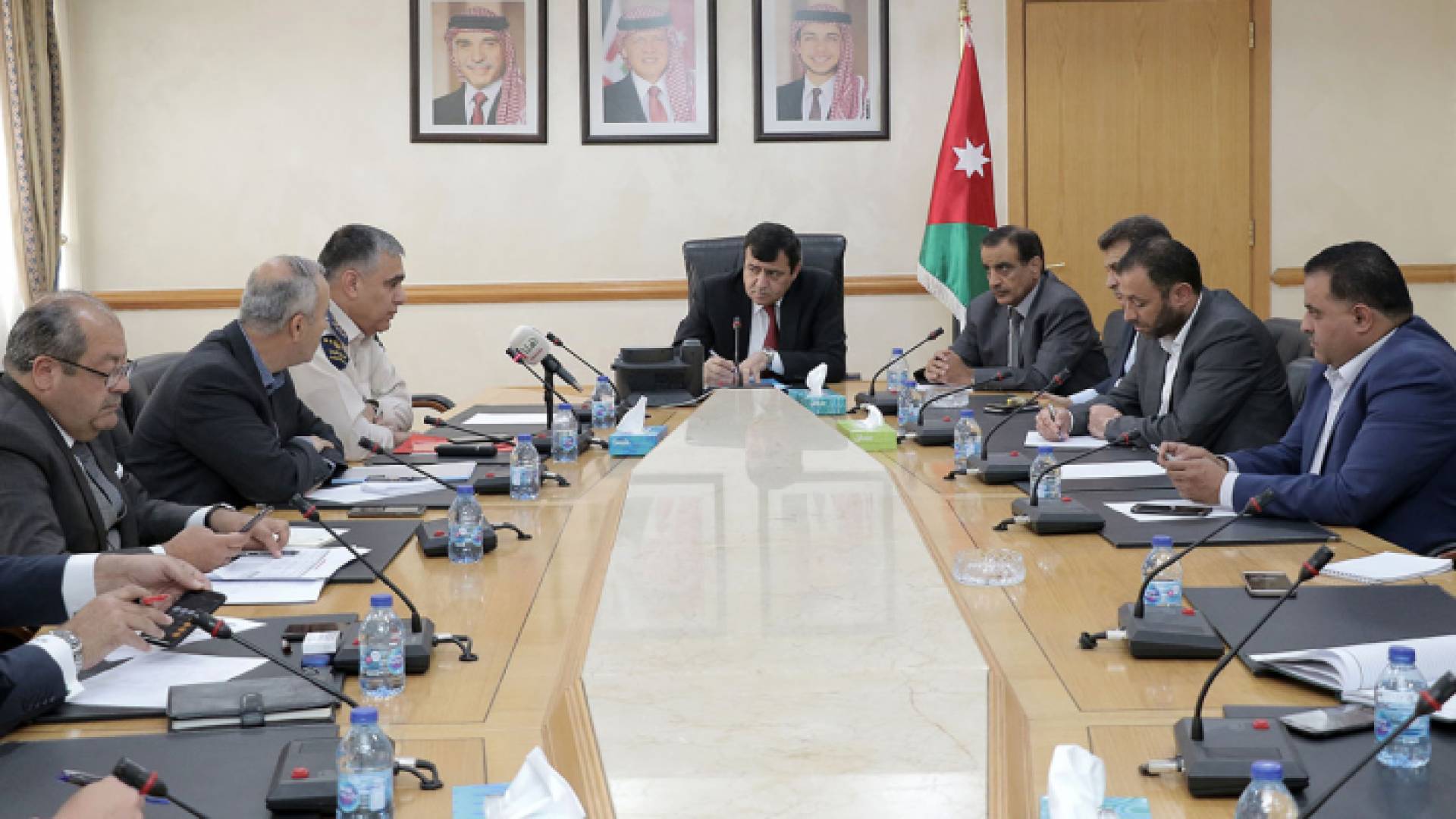 "نزاهة النواب" تبحث تراجع إيرادات الخزينة جراء الضرائي المفروضة على التبيع