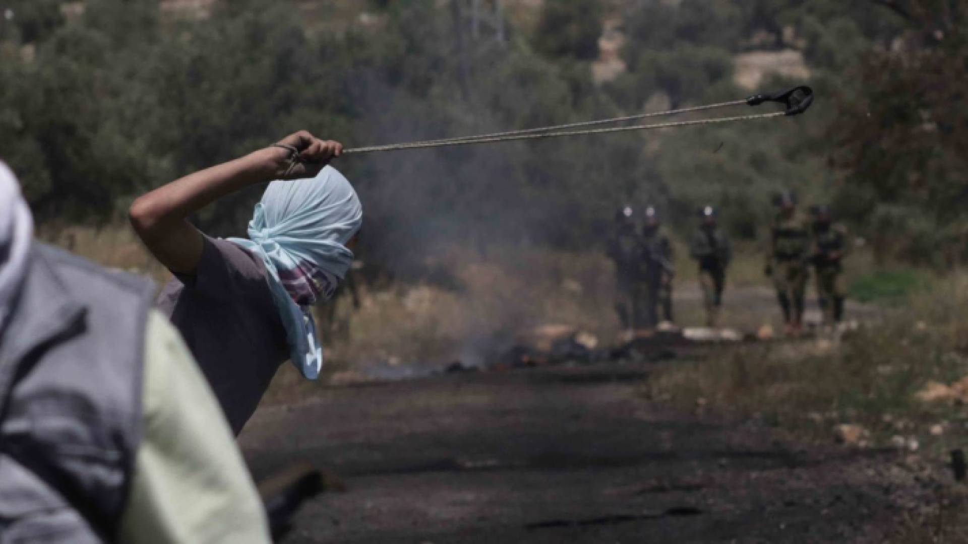 الصورة من المواجهات مع الاحتلال