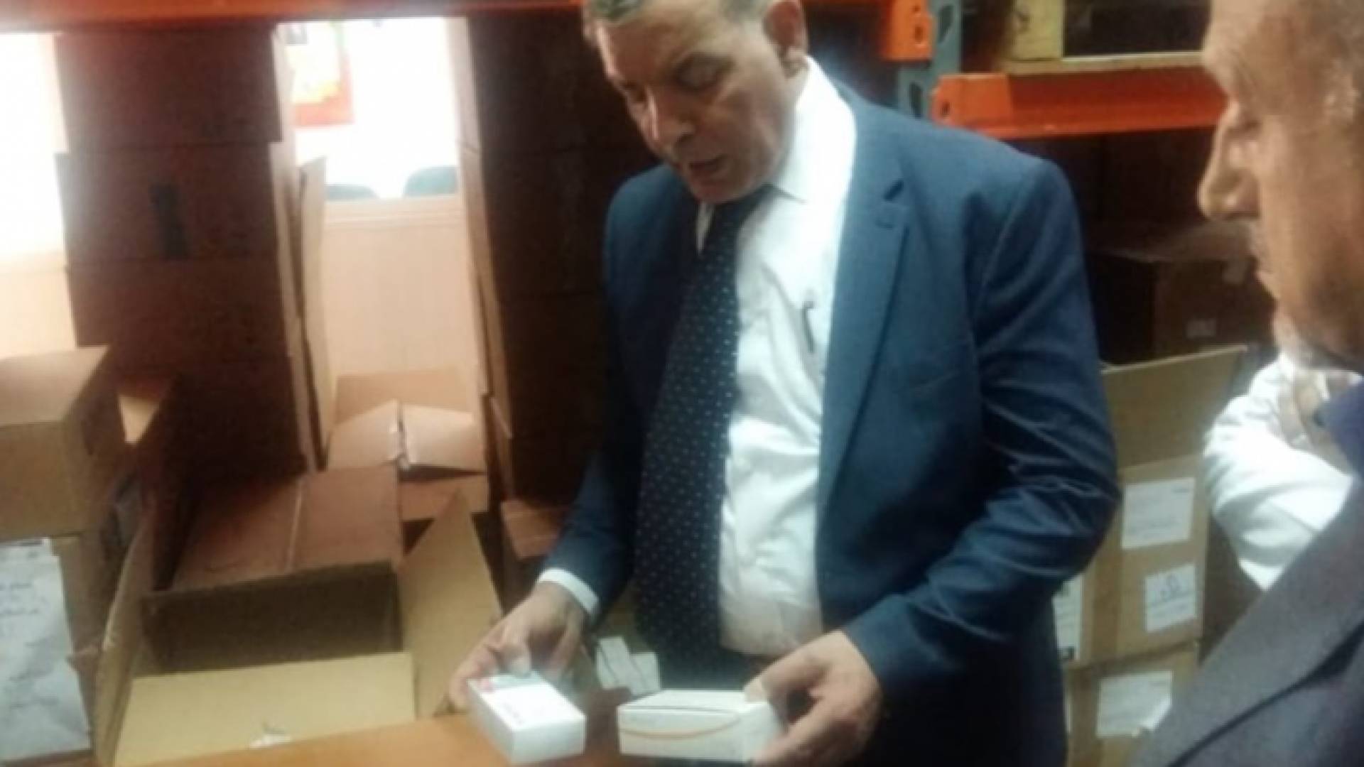 جانب من زيارة وزير الصحة