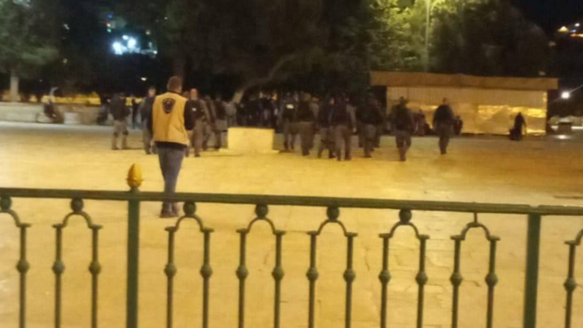 قوات الاحتلال في باحات المسجد الاقصى