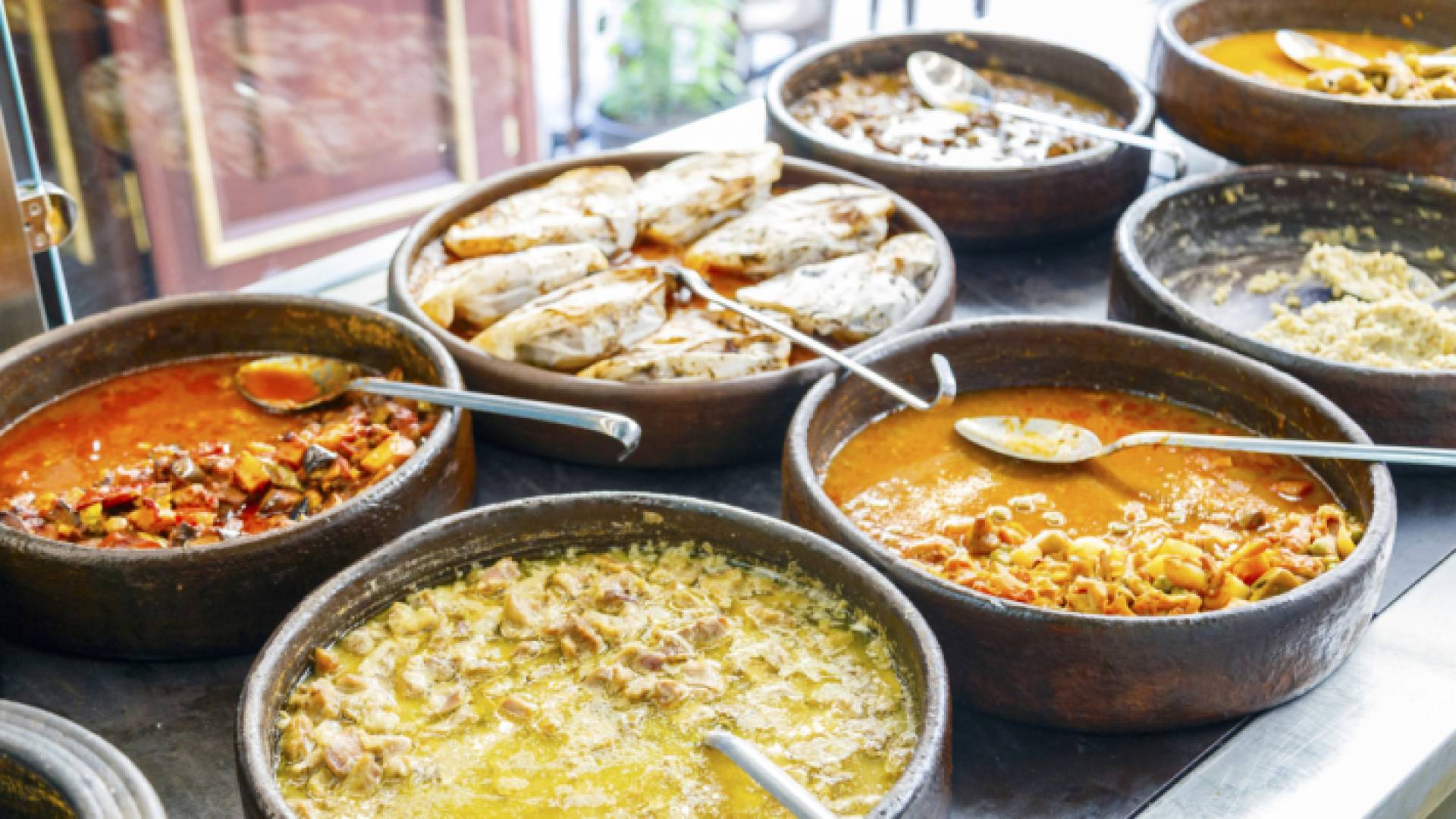 لا يفضل أن تستقبل المعدة كميات كبيرة من الطعام بشكل سريع