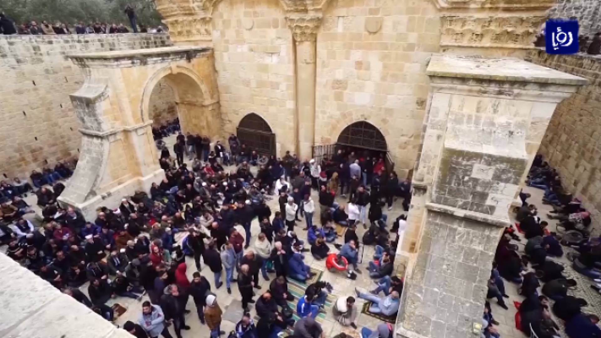 توتر في المسجد الأقصى عقب قرار الاحتلال منع الاعتكاف فيه خلال الشهر الفضيل