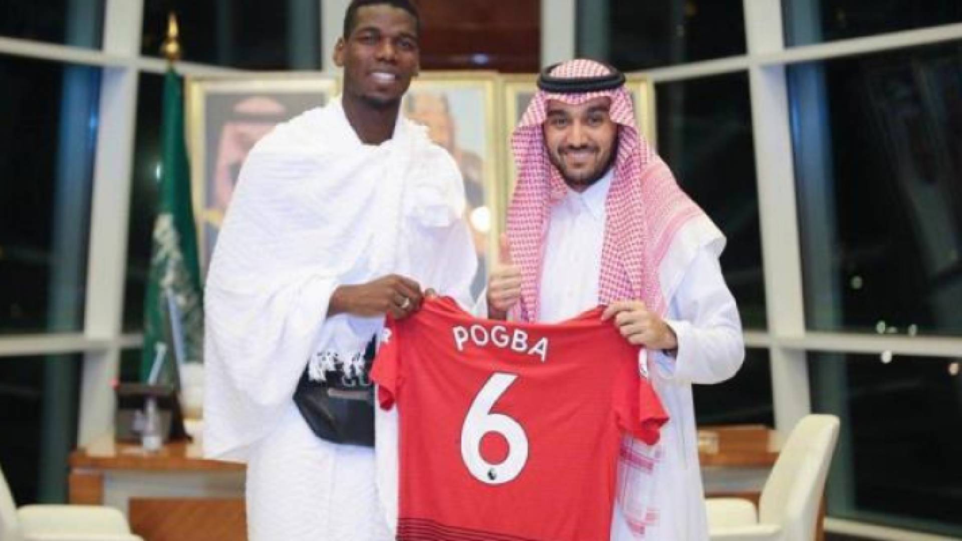 يحرص على قراءة الفاتحة قبل بداية المباريات