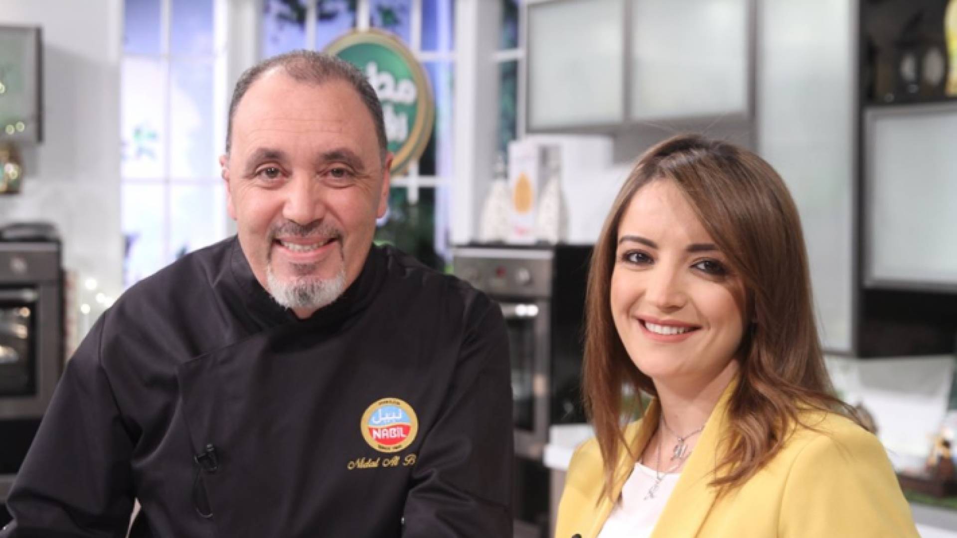 شاركوا بالتعليقات لتدخلوا السحب لفرصة ربح مجموعة من الجوائز القيمة