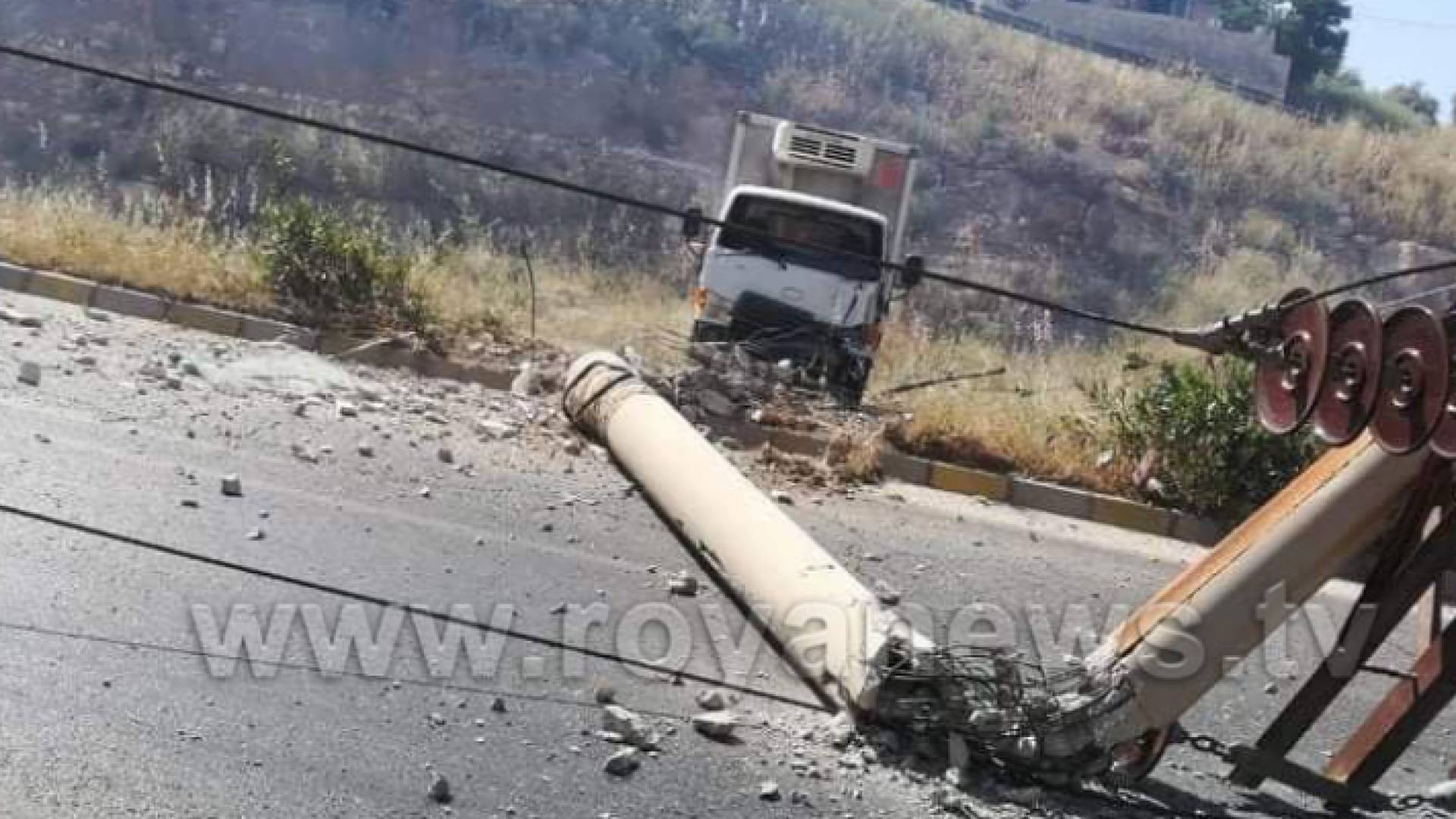 الحادث اغلق طريق اربد عماد جزئيا