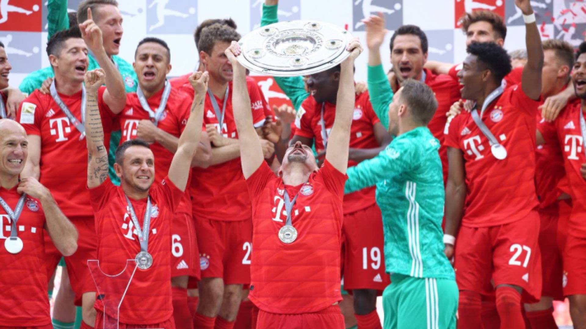 صورة من تتويج النادي البافاري