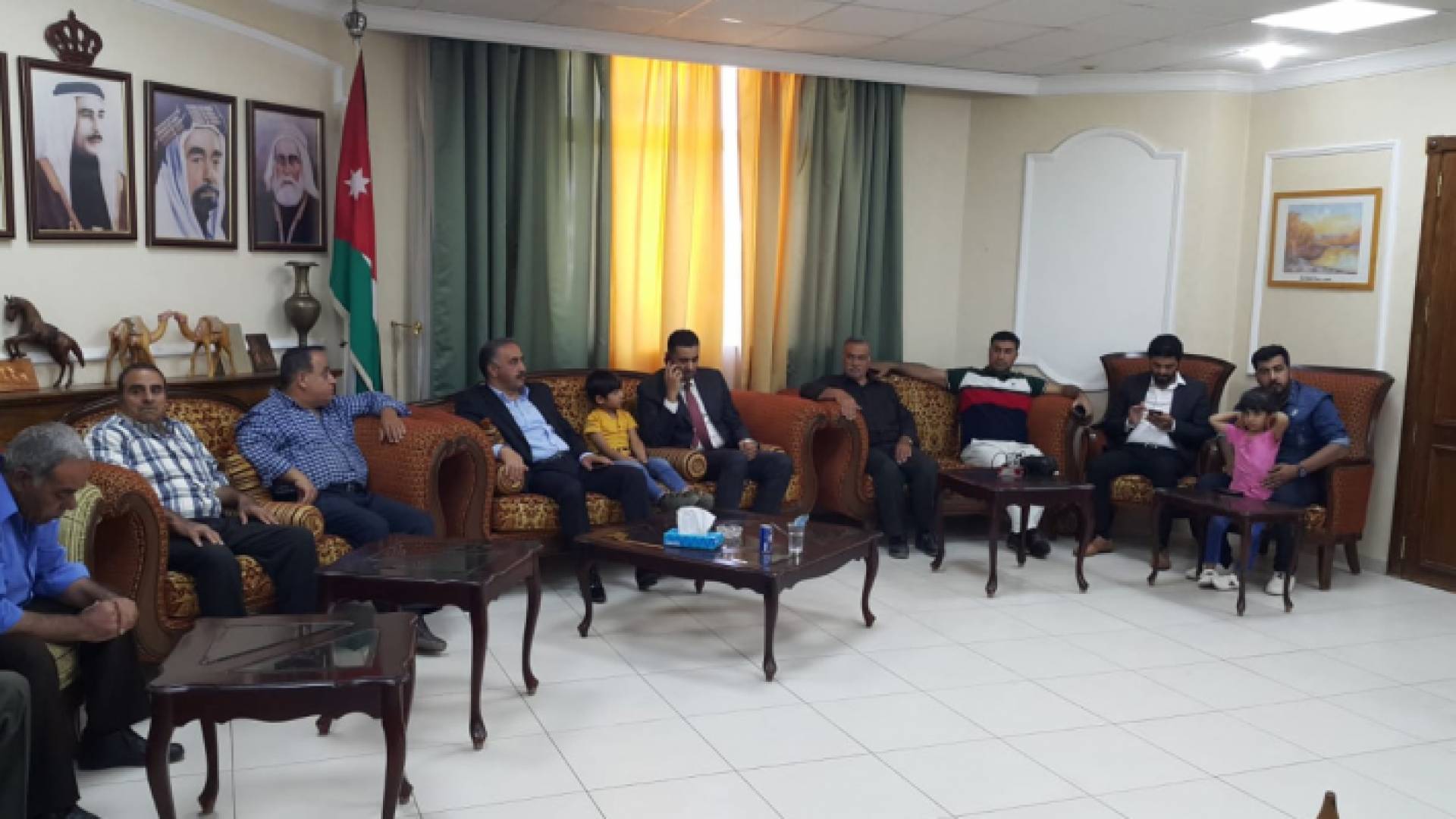 وصول الأردني صدام بني عبدالغني وزوجته من سوريا بعد اختفاء آثارهما لعدة أيام