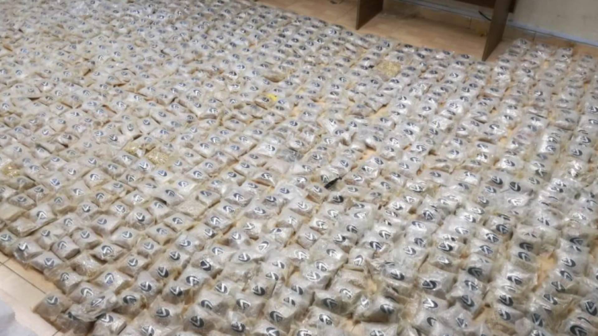 تم اخفاءها بطريقة سرية