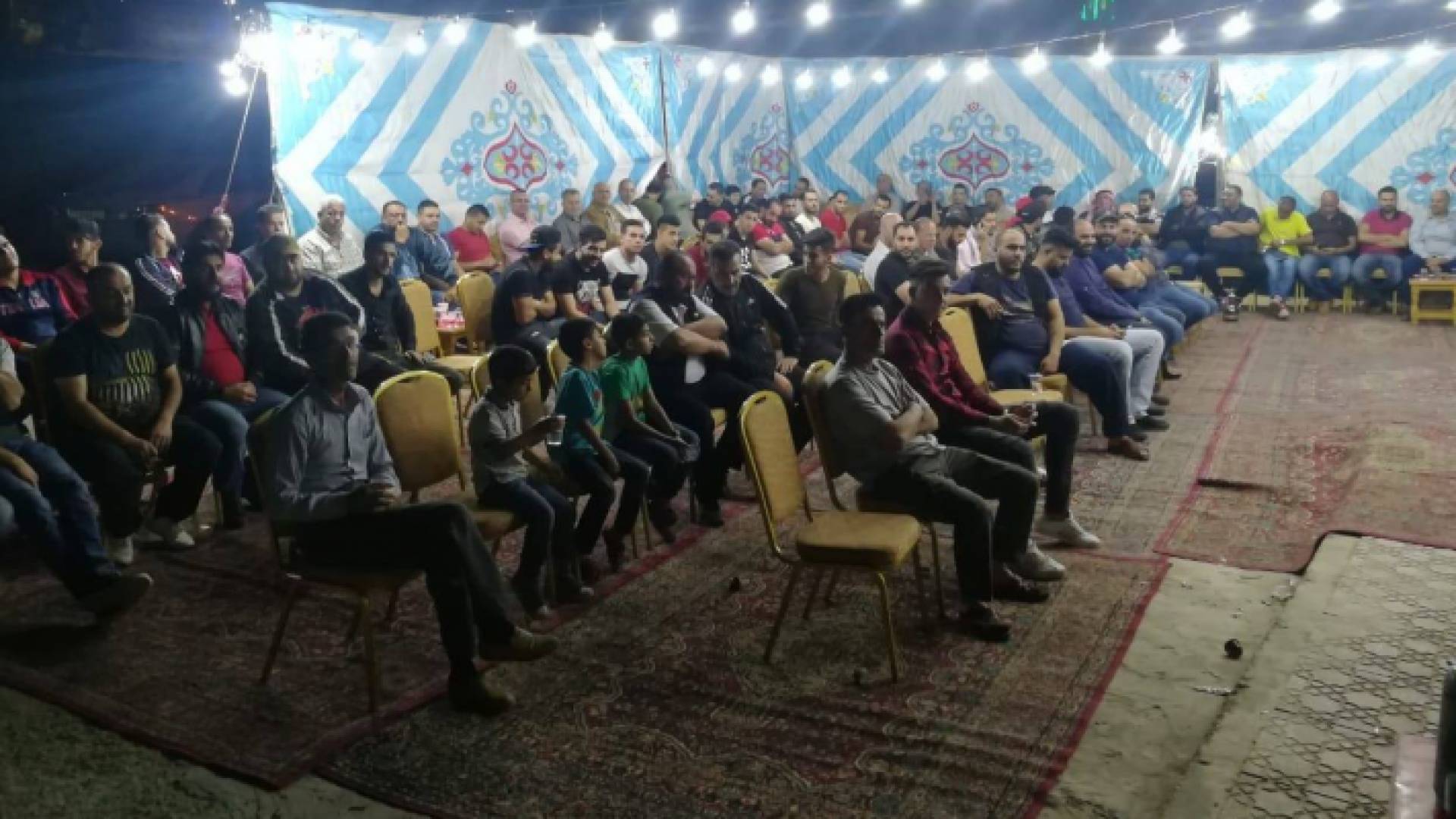 من الاجتماع