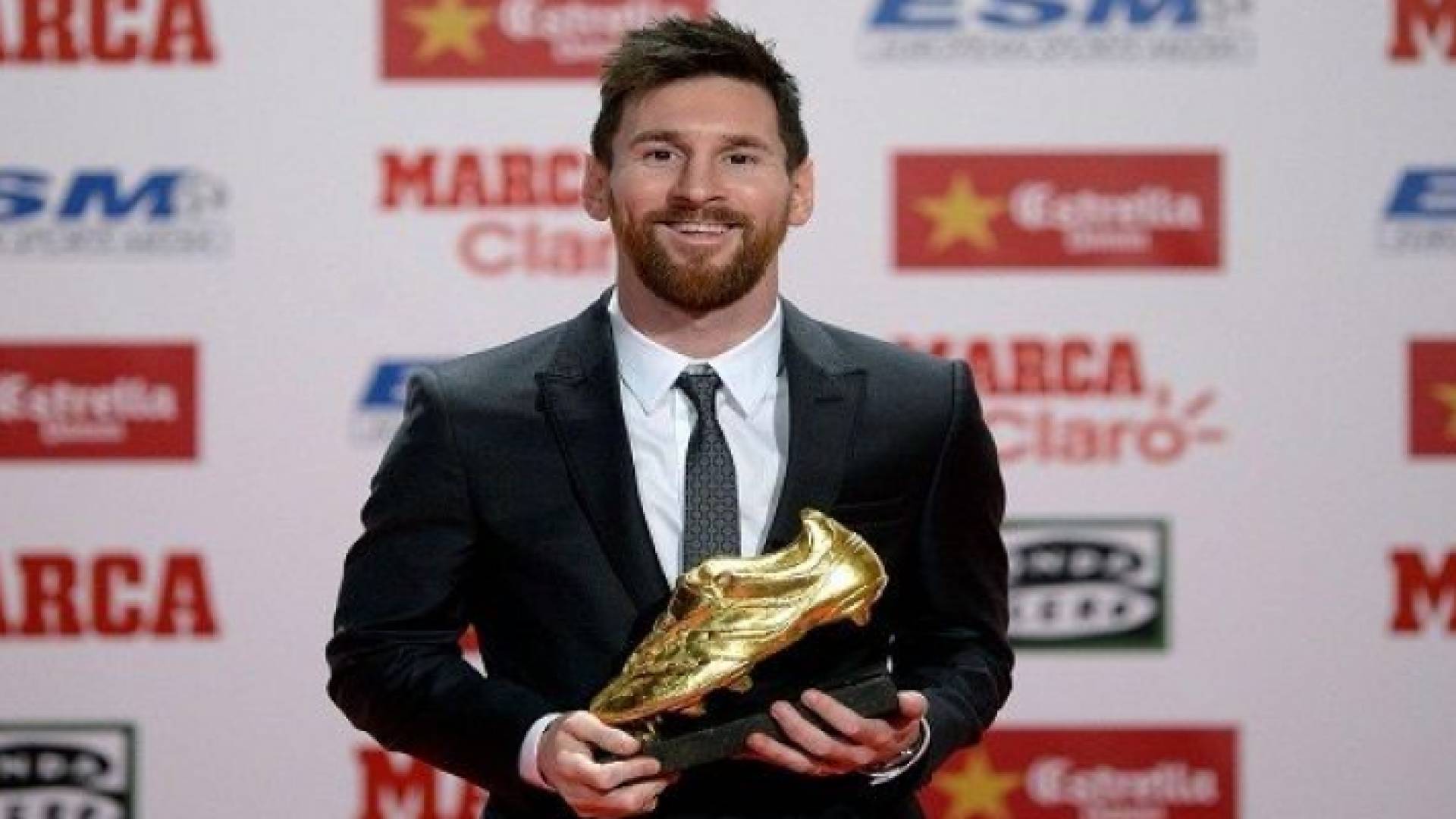 ميسي يفوز بالحذاء الذهبي لأفضل هداف في البطولات الأوروبية للمرة السادسة