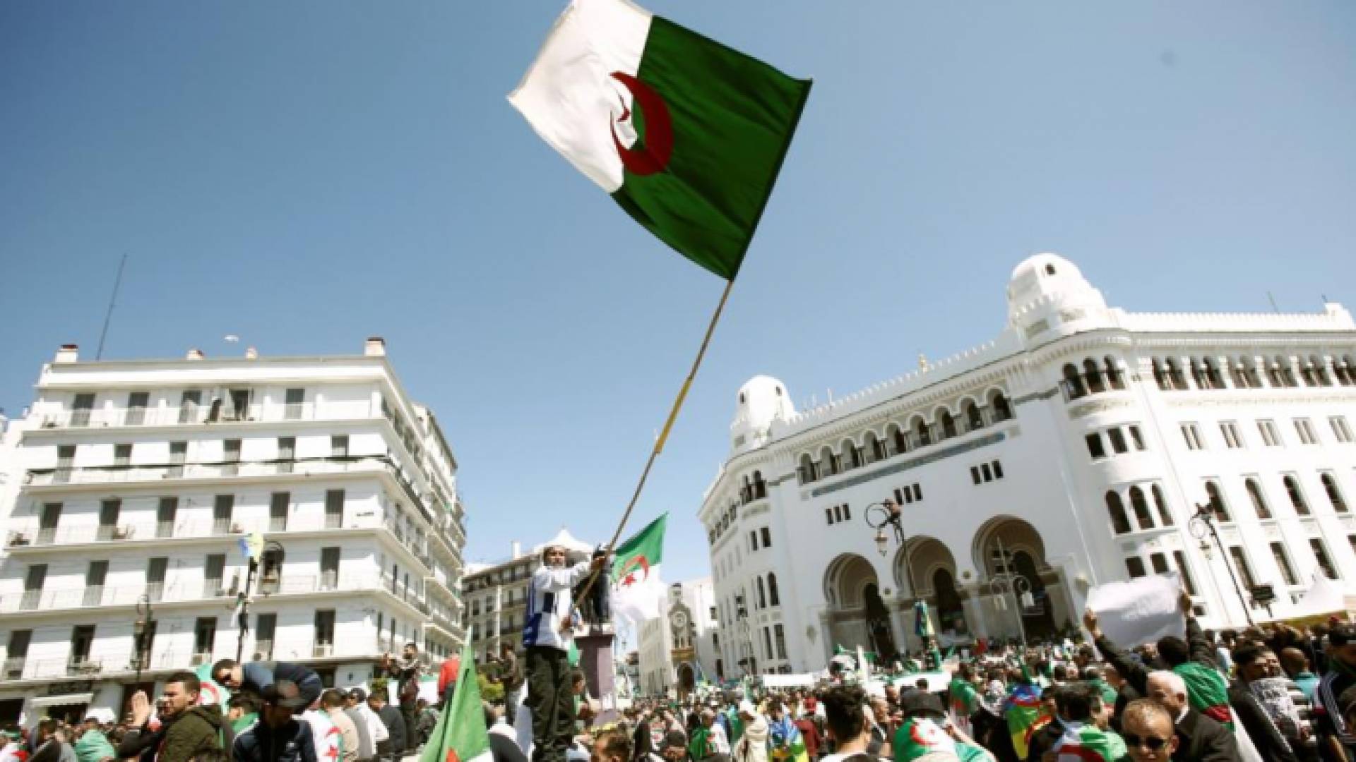 من احتجاجات الجزائر