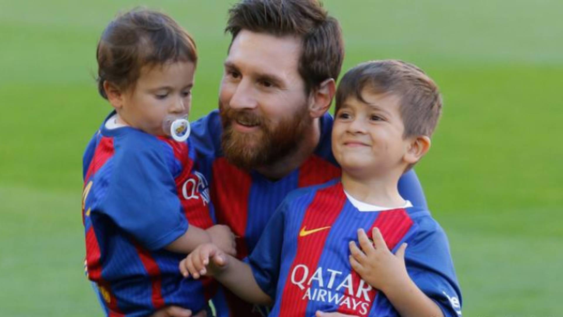 ميسي واطفاله