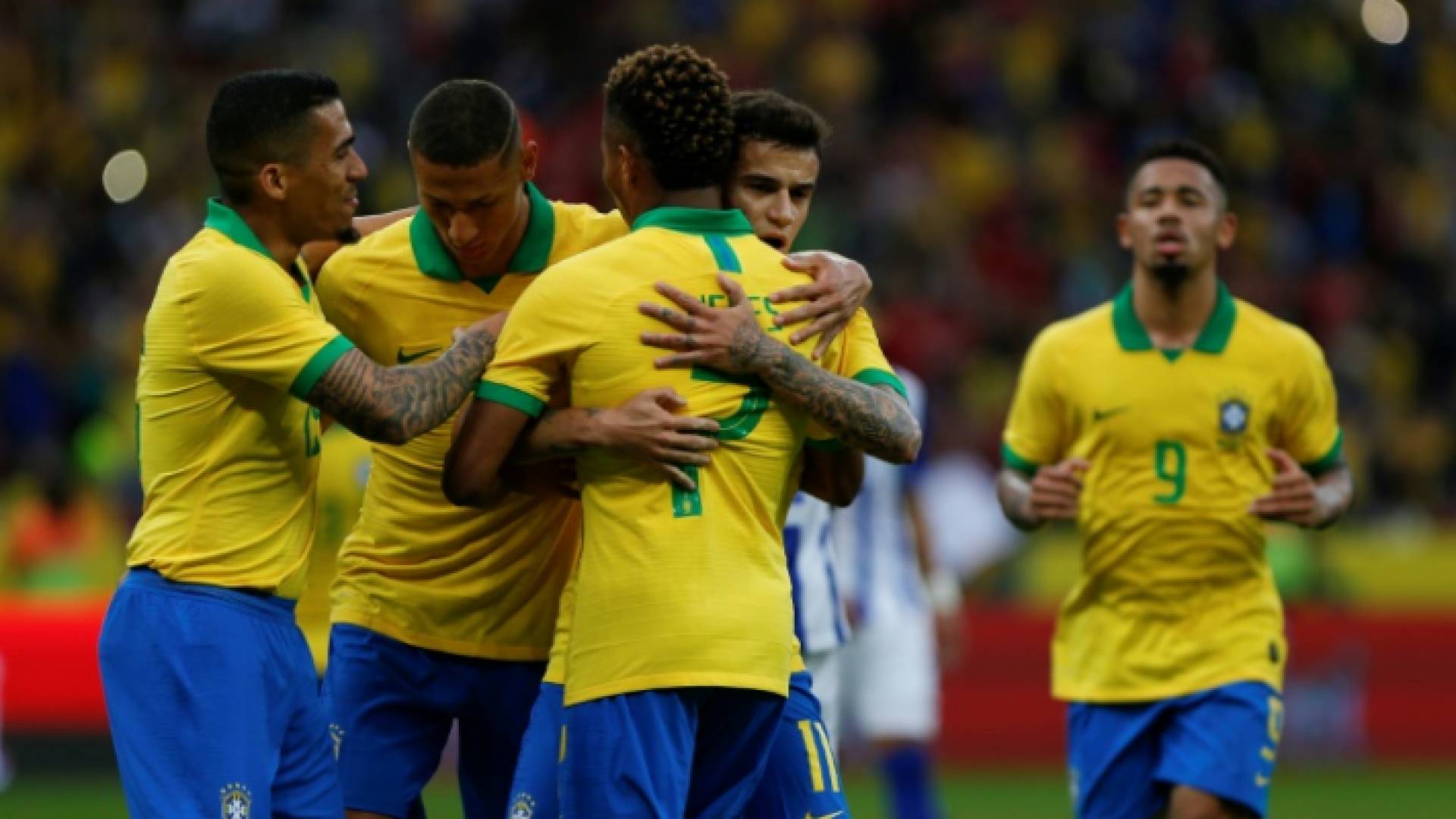لاعبو المنتخب البرازيلي لكرة القدم