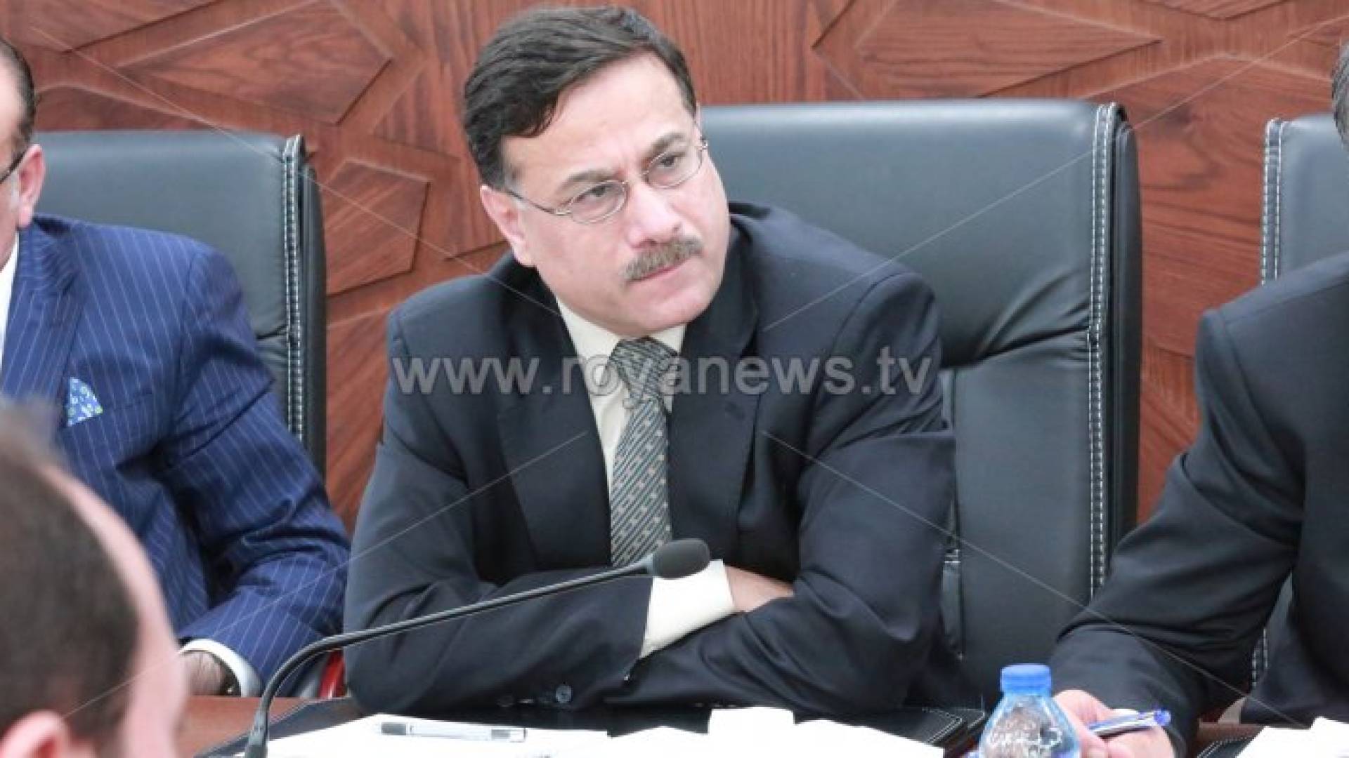 وزير المالية عز الدين الكناكرية