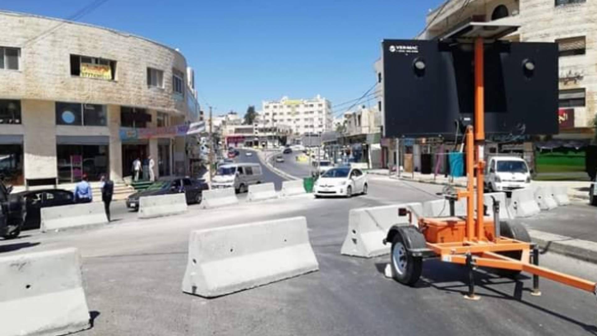 الأشغال تبدأ العمل بمشروع تقاطع مرج الحمام