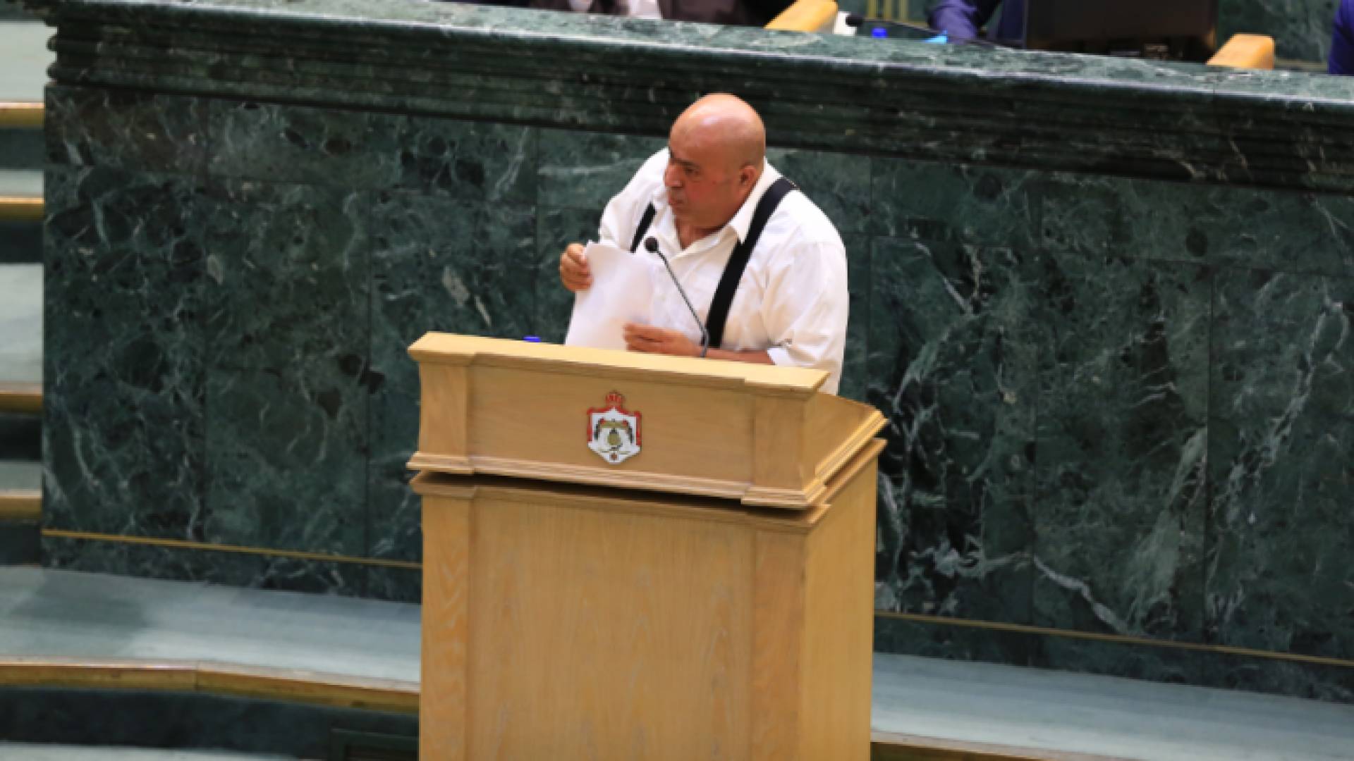 النائب خليل عطية