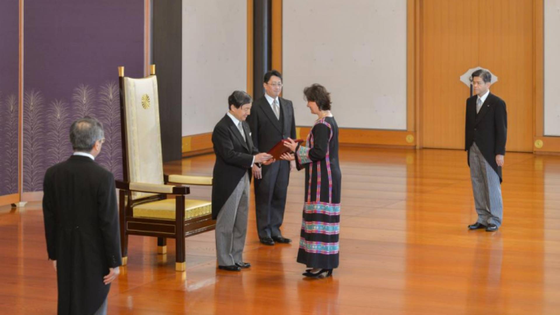 من مراسم تسلم أوراق إعتماد السفيرة لينا عناب