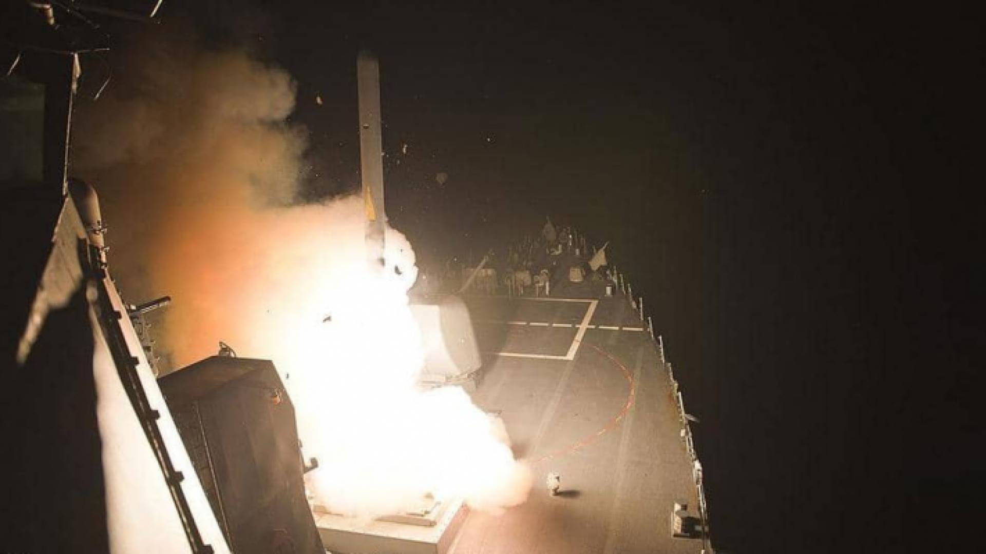 معدات عسكرية وضعت قيد التأهب لمدة 72 ساعة