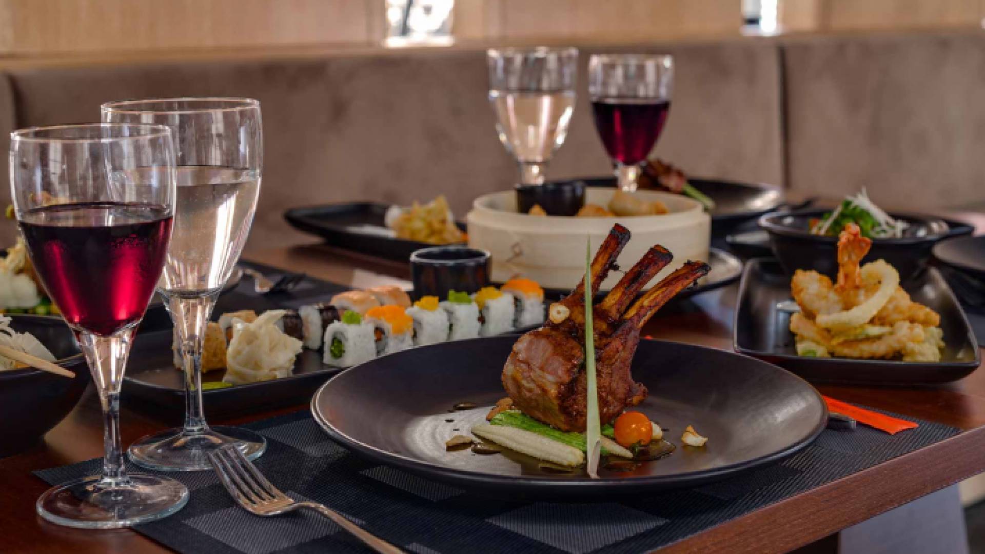 الصور تعبيرية