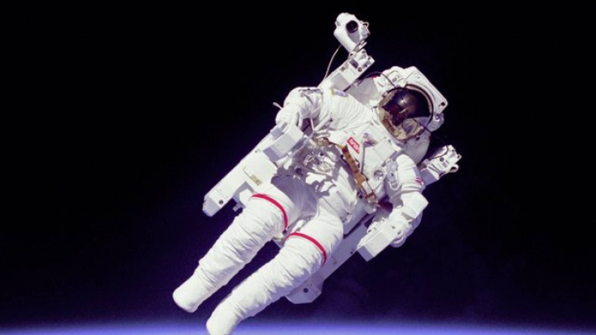 رواد الفضاء