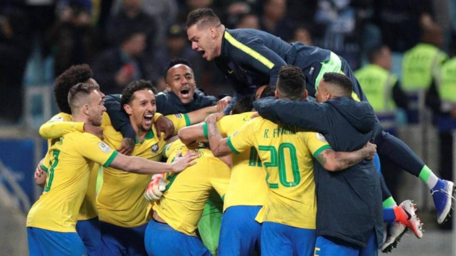 البرازيل فازت بركلات الترجيح