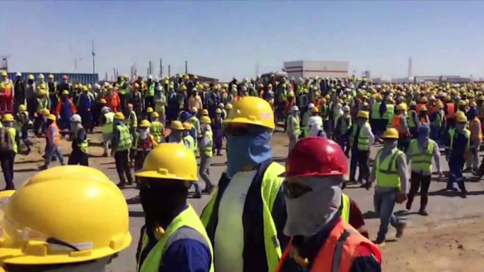 اعتداء على عاملين اردنيين وعرب في كازاخستان