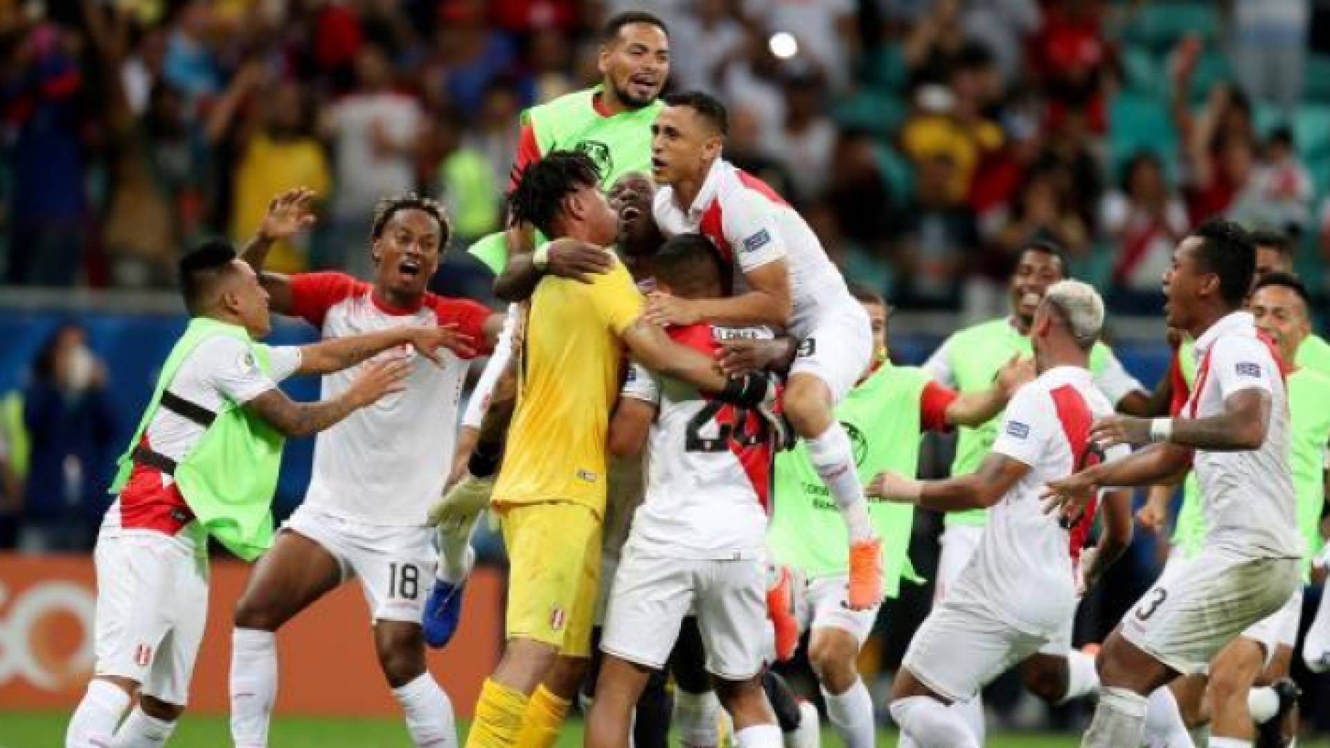 فرحة لاعبي البيرو