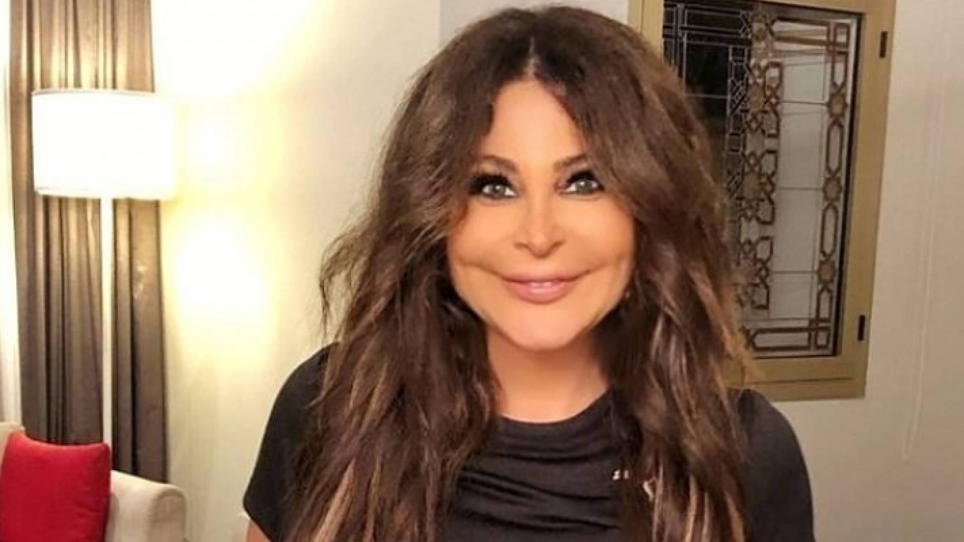 الفنانة اليسا
