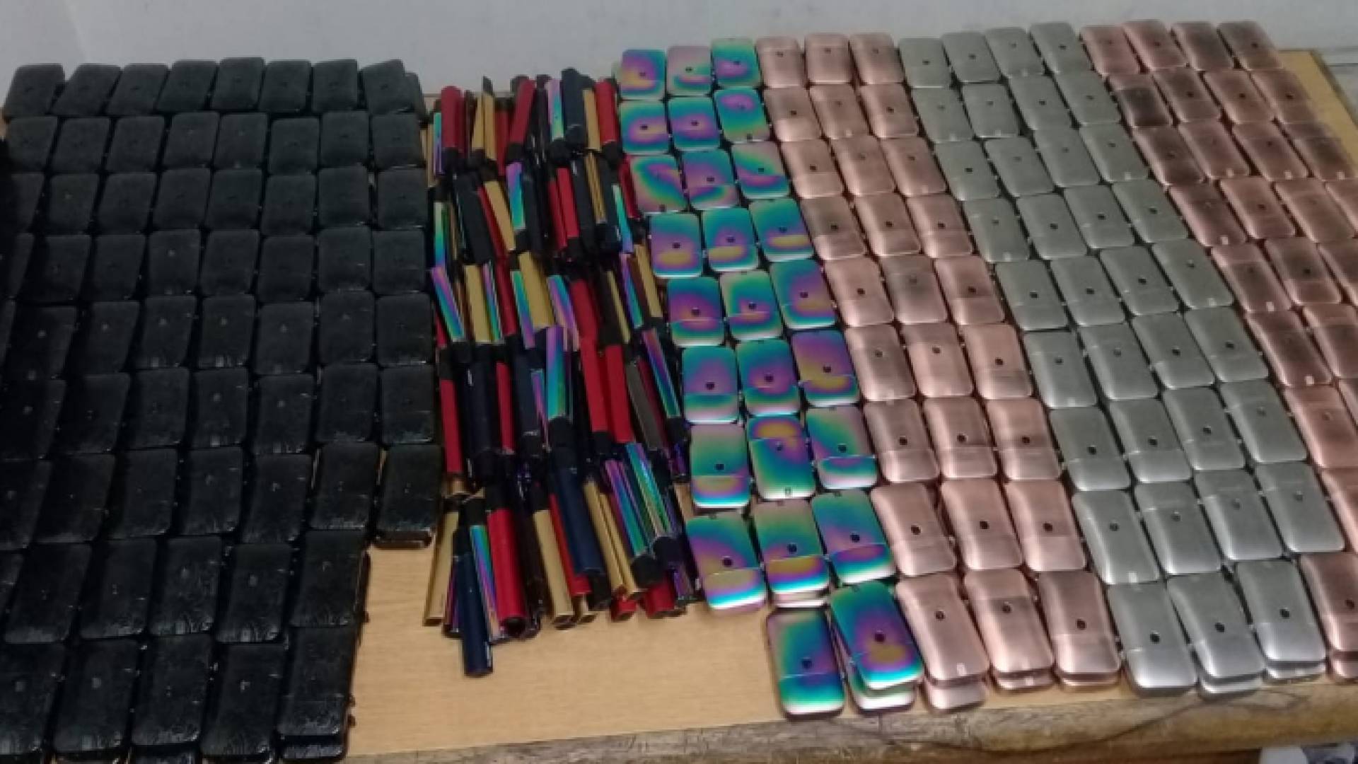 جانب من المضبوطات