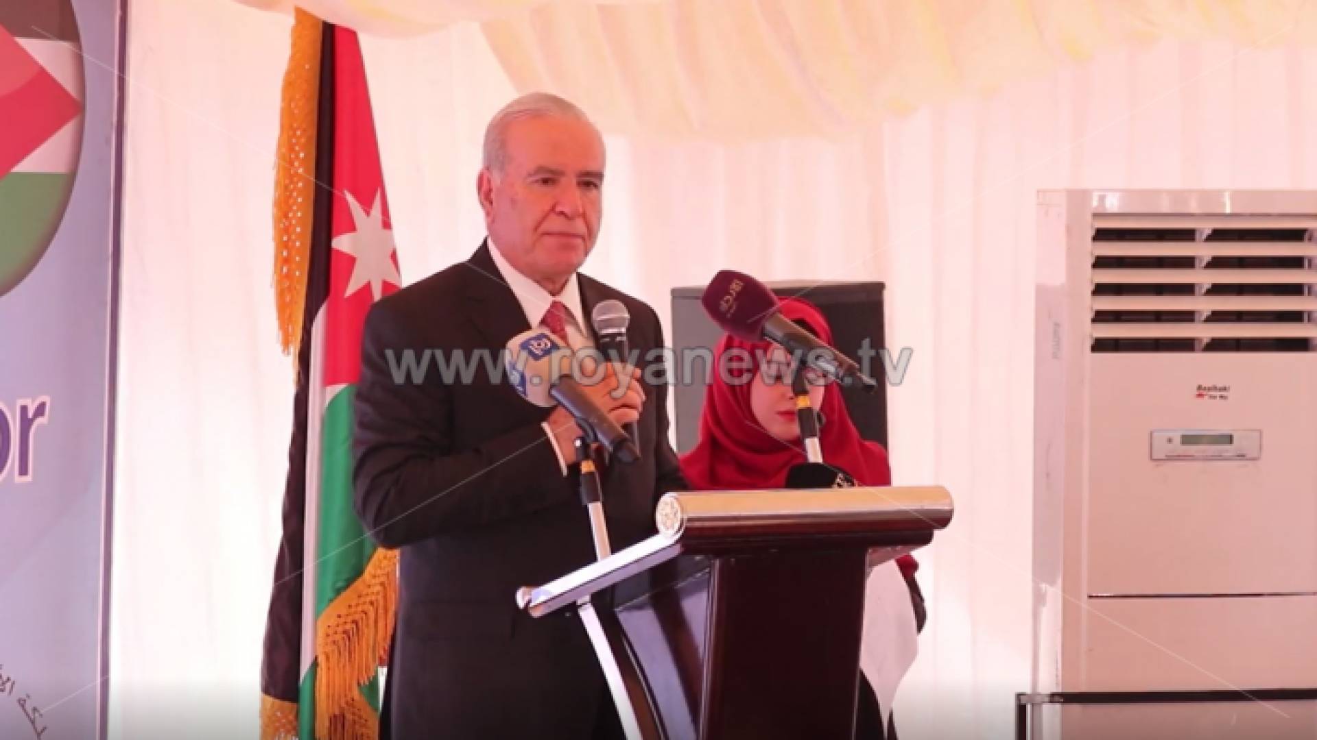 جانب من الافتتاح