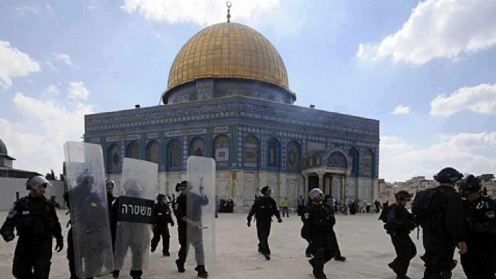 اعتداءات الاحتلال على المقدسات الإسلامية - ارشيفية