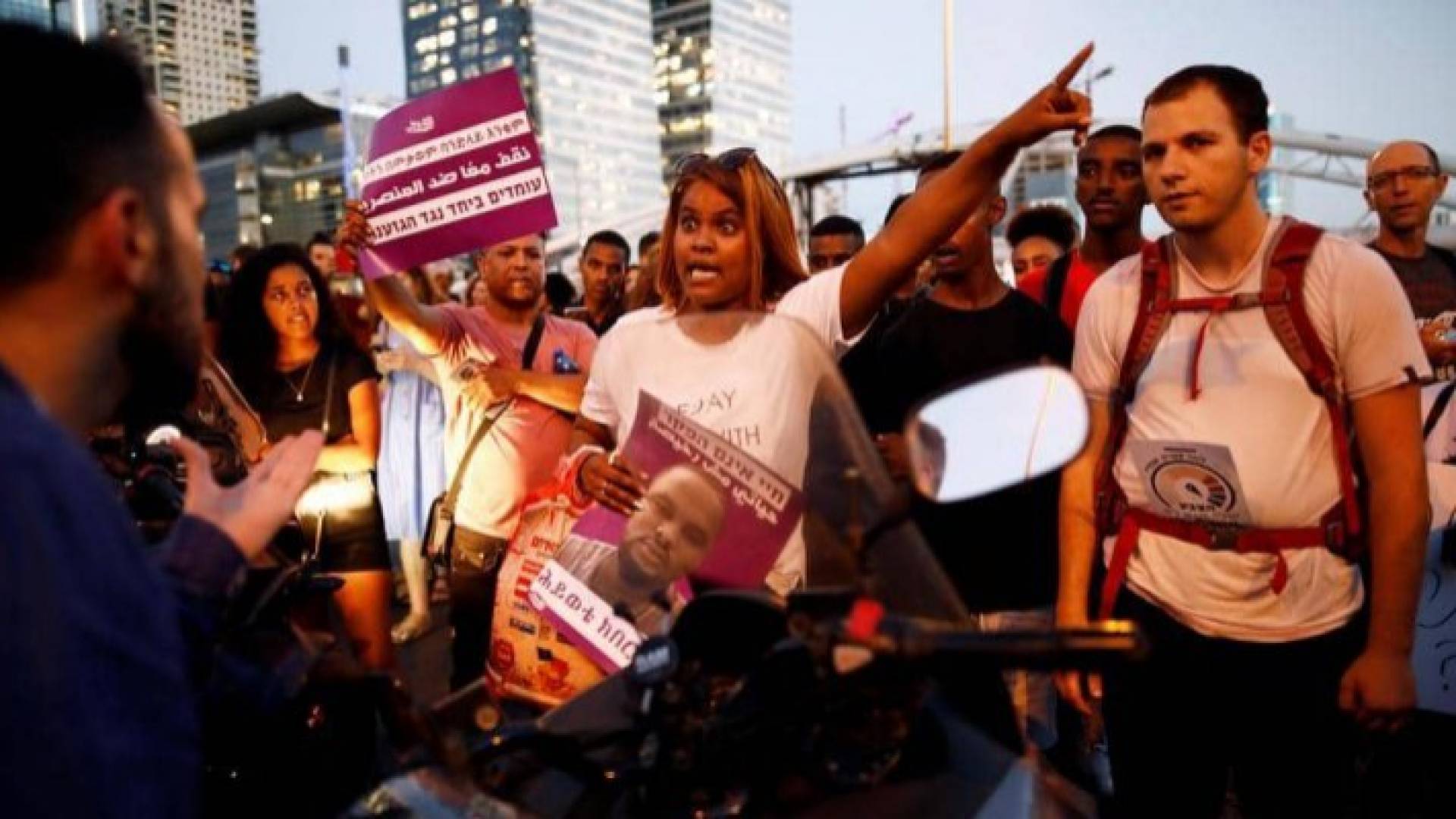 من الاحتجاجات