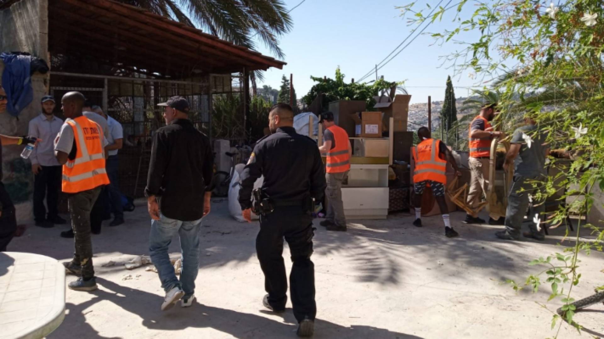 الاحتلال يخلي منزل في سلوان لصالح المستوطنين