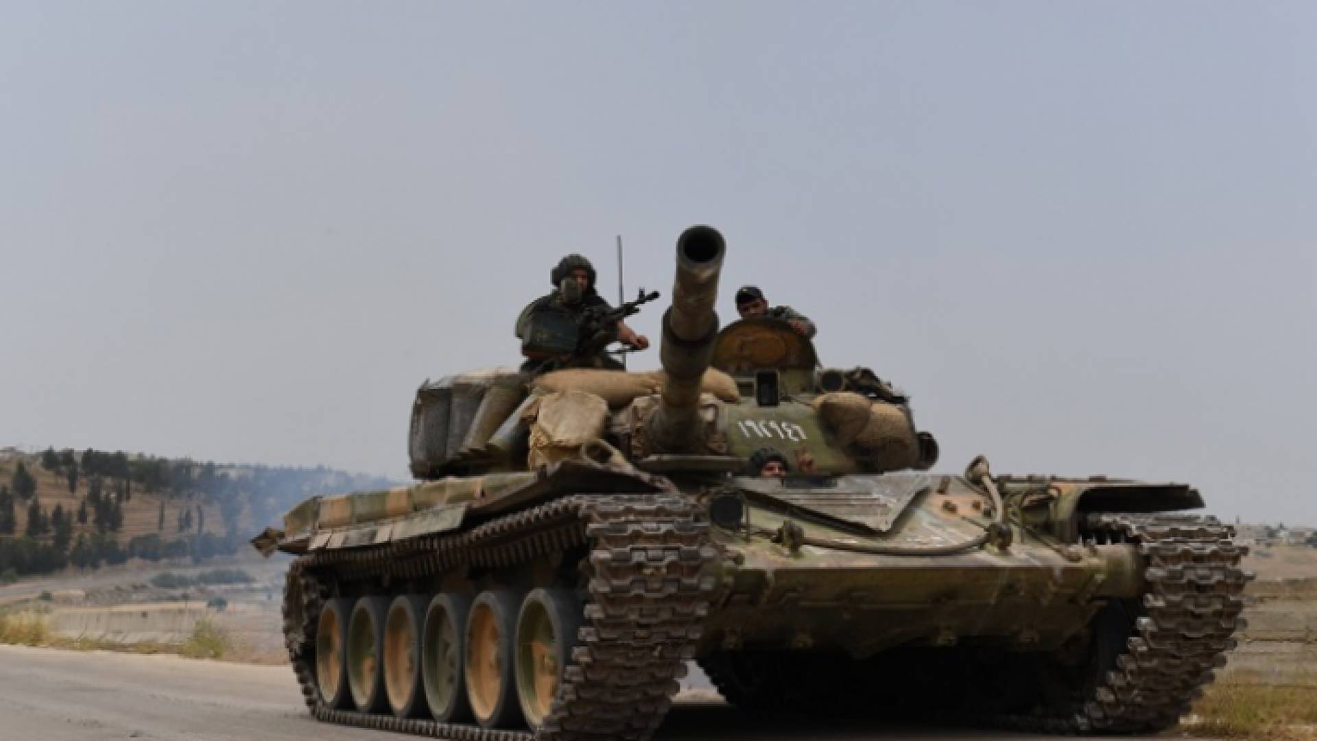 من اشتباكات ادلب السورية - وكالات