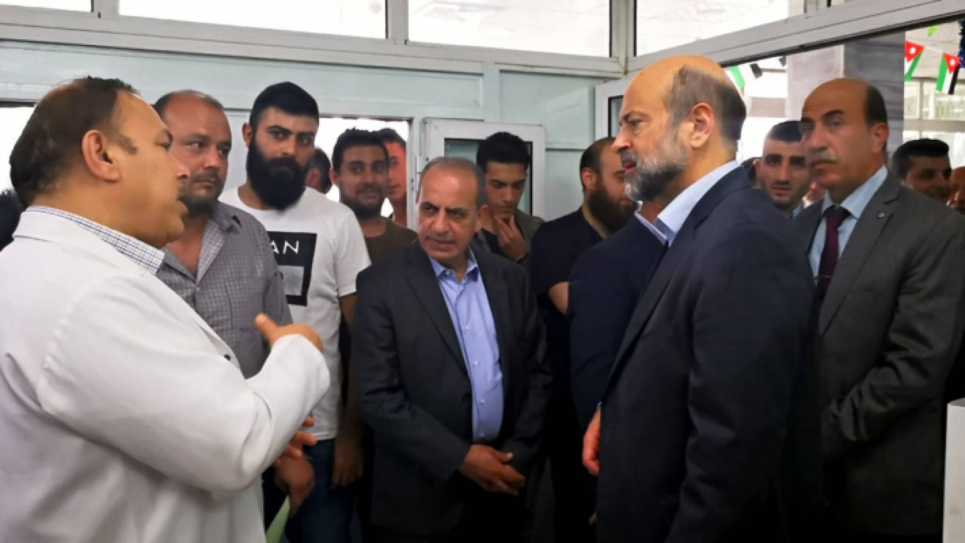 جانب من زيارة الرزاز