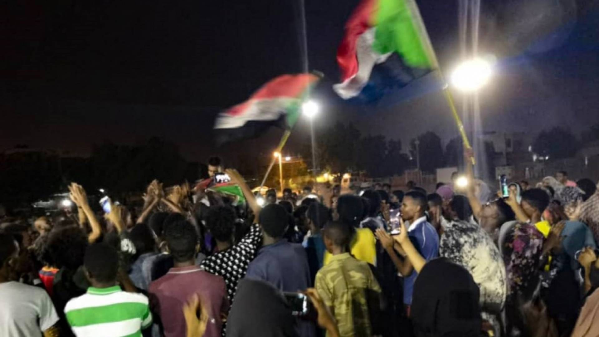 تظاهرات ليلية في السودان احتجاجا على مقتل مدني- ارشيفية
