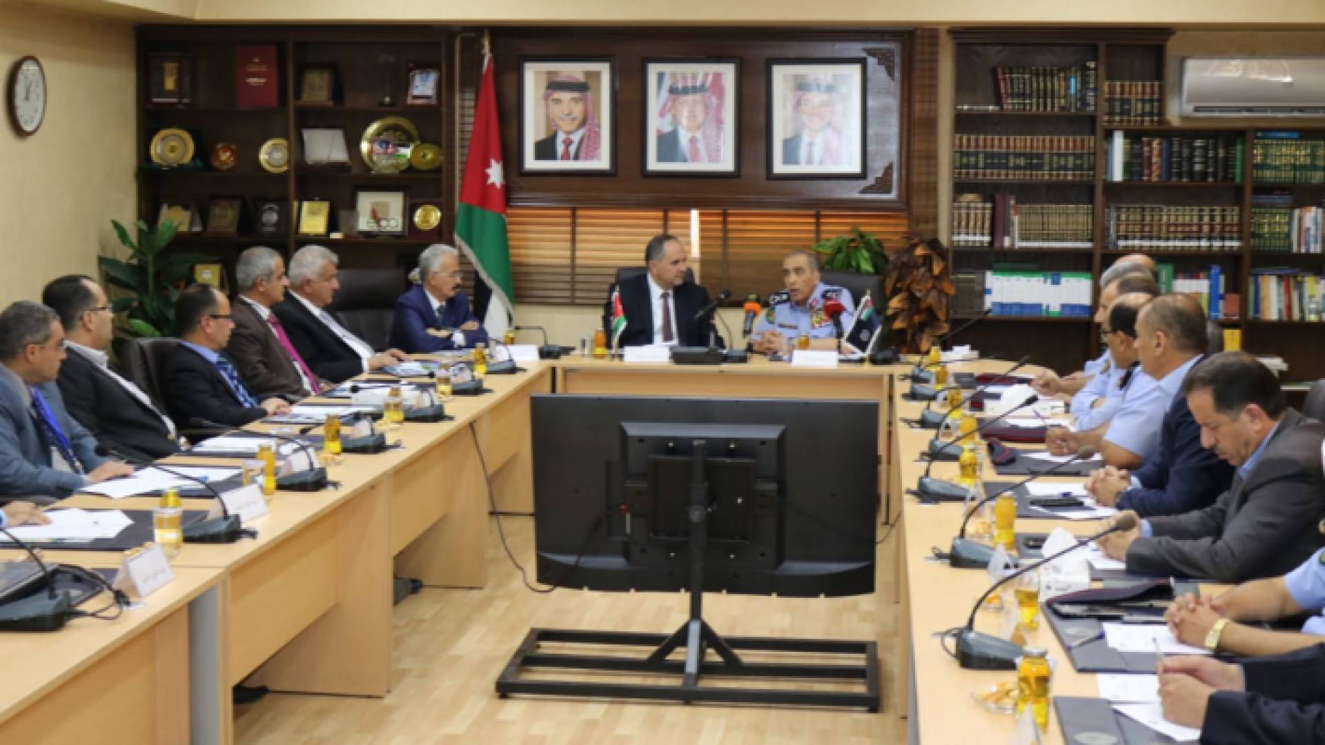 جانب من اطلاق البرنامج التوعوي