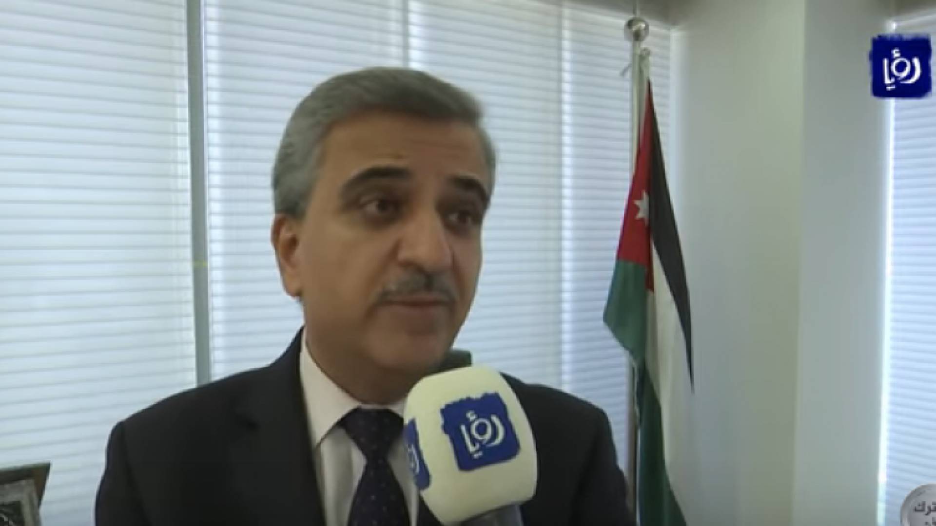 وزير المالية السابق محمد ابو حمور
