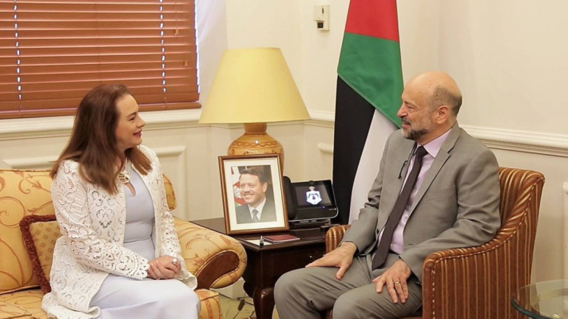 الرزاز يلتقي ماريا غاريسيس