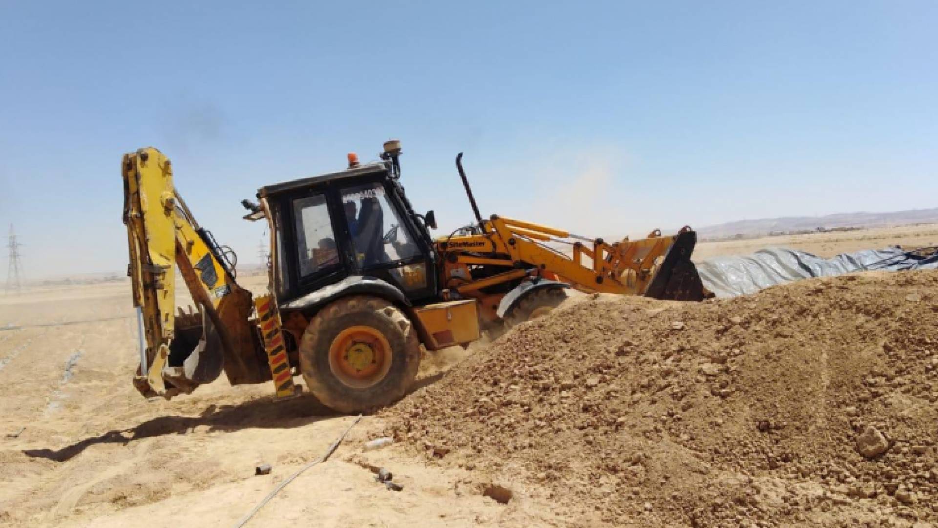 تزود مصانع ومزارع ابقار في الموقر والقطرانة