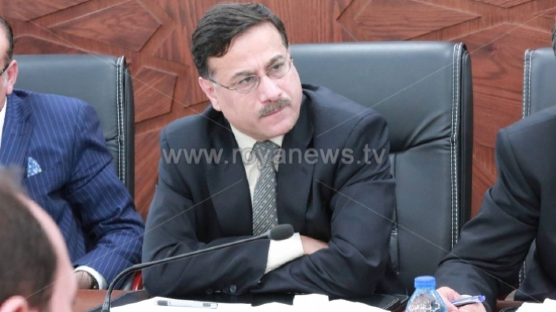 وزير المالية الدكتور عزالدين كناكرية - ارشيفية