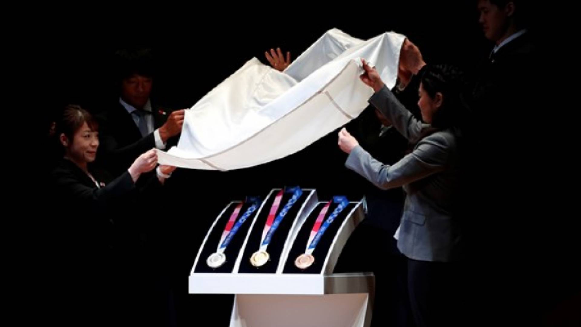 الكشف عن ميداليات أولمبياد طوكيو