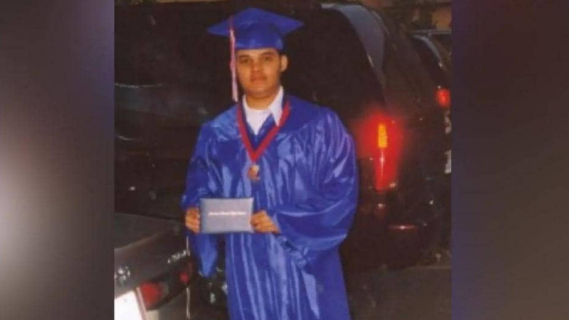 الشاب لاري موريلو مونكادا