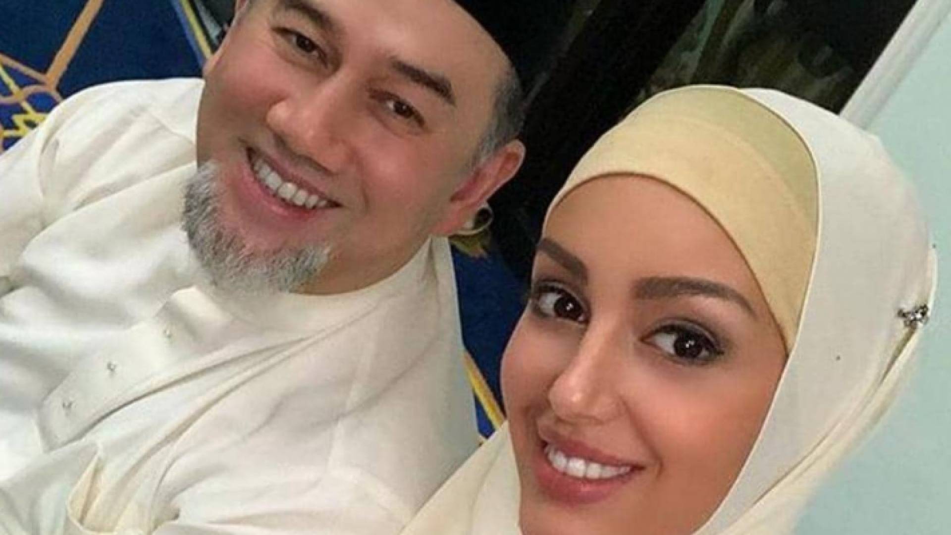 ريهانا روكسانا ومحمد الخامس