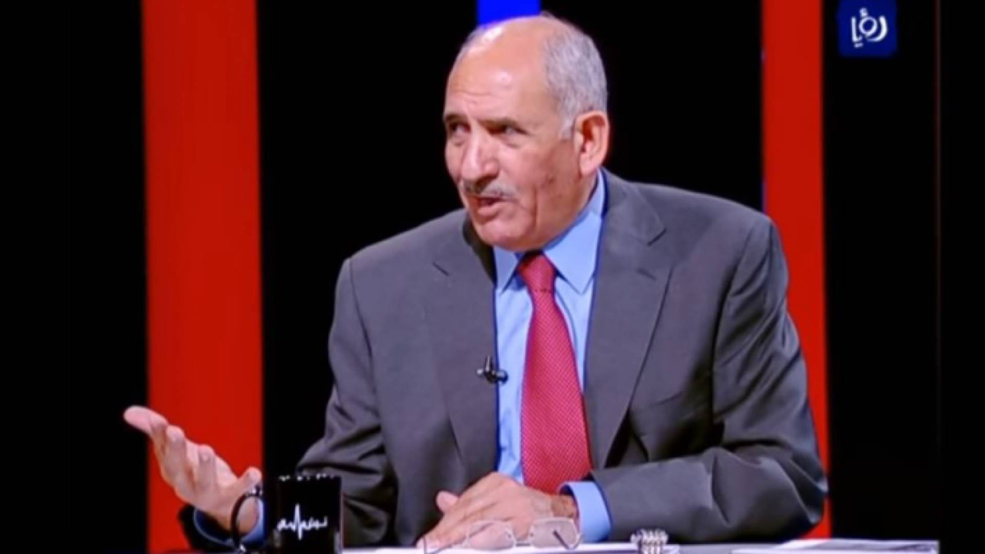 وزير التربية والتعليم الأسبق محمد الذنيبات