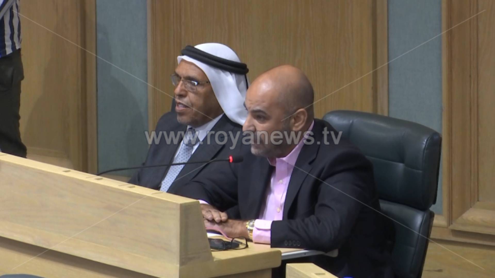 النائب طارق خوري